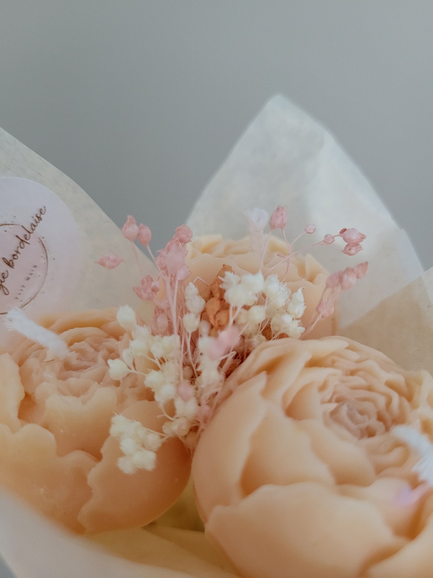 Bouquet de 3 pivoines en bougies - taille S (saumon)