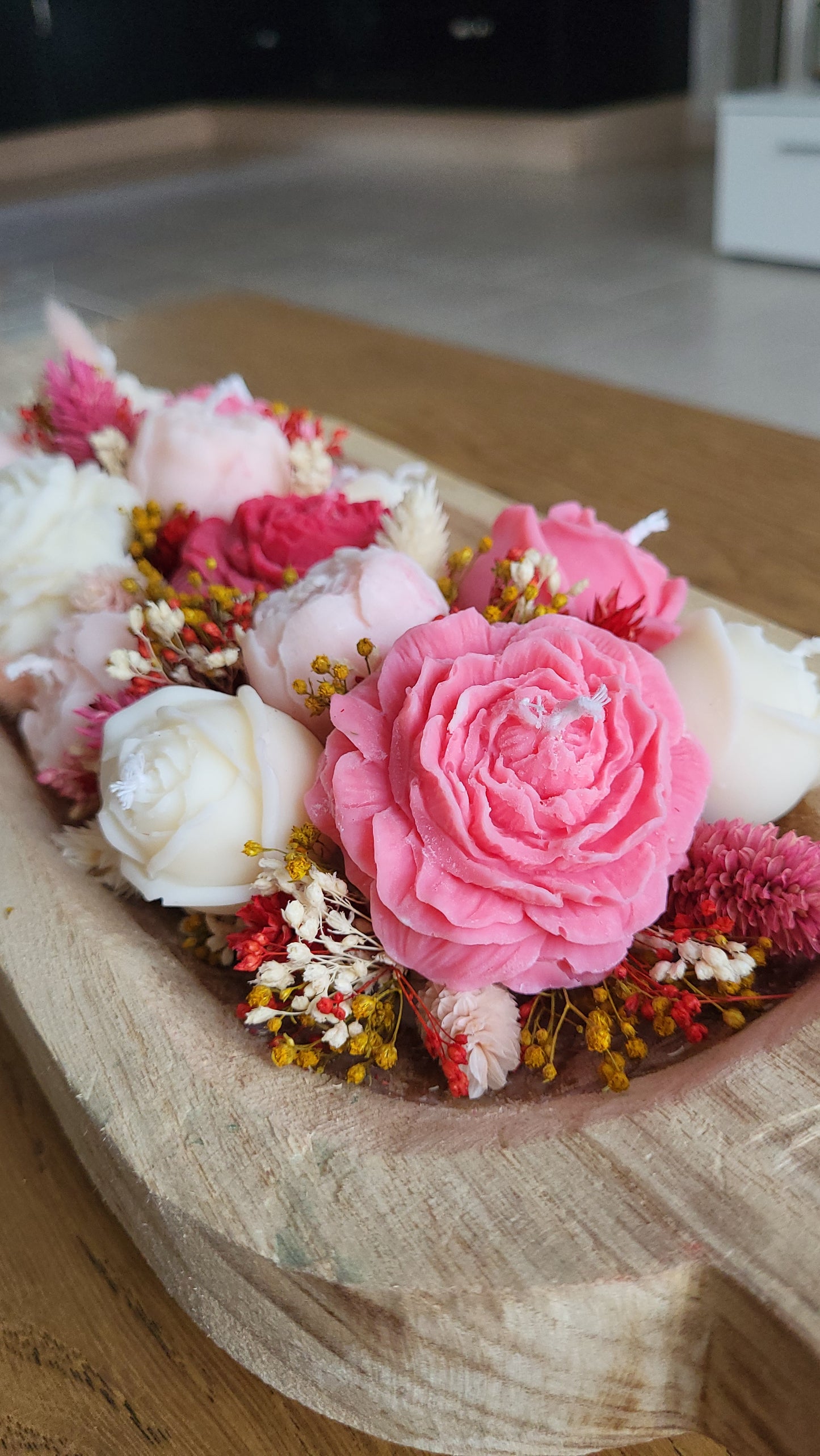 Centre de table fleuri en bougies – Création artisanale en fleurs séchées